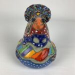 Bemalter Vogel mit Tupfen – Bild 2