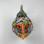 Bemalter Huhn-Windlicht mit bunten Blumen – Bild 6