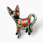 Katze mit bemalte Mohnblumen