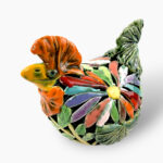 Bemalter Huhn-Windlicht mit bunten Blumen