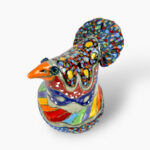 Bemalter Vogel mit Tupfen